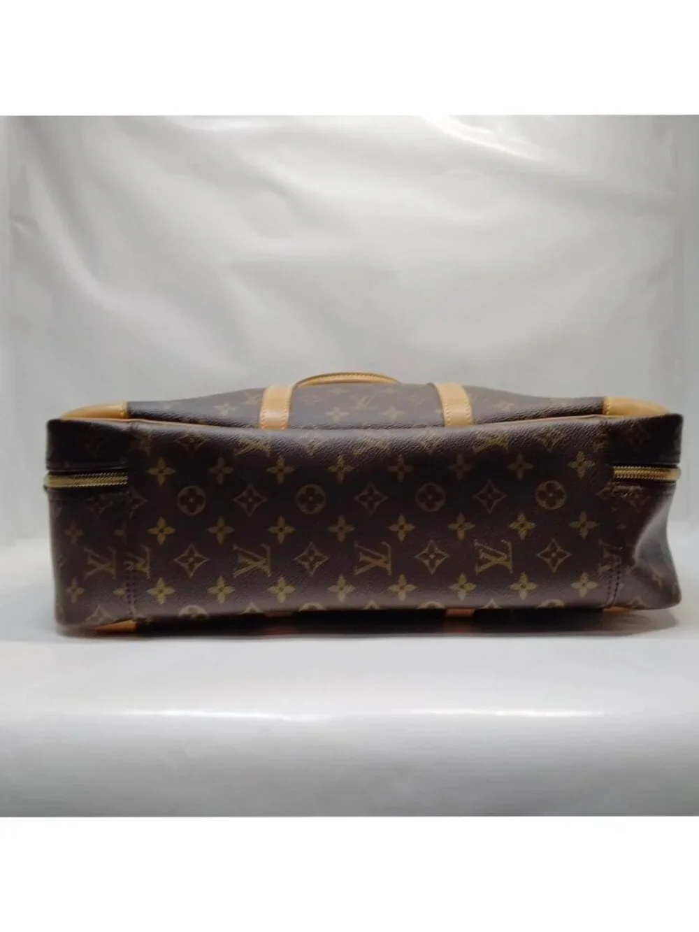 Authentic Louis Vuitton Sirius 45 Monogram Travel Duffle Bag
